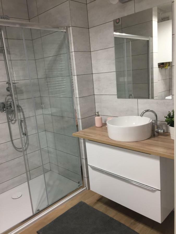 Apartament Julek Klimatyzowany Oświęcim Kültér fotó